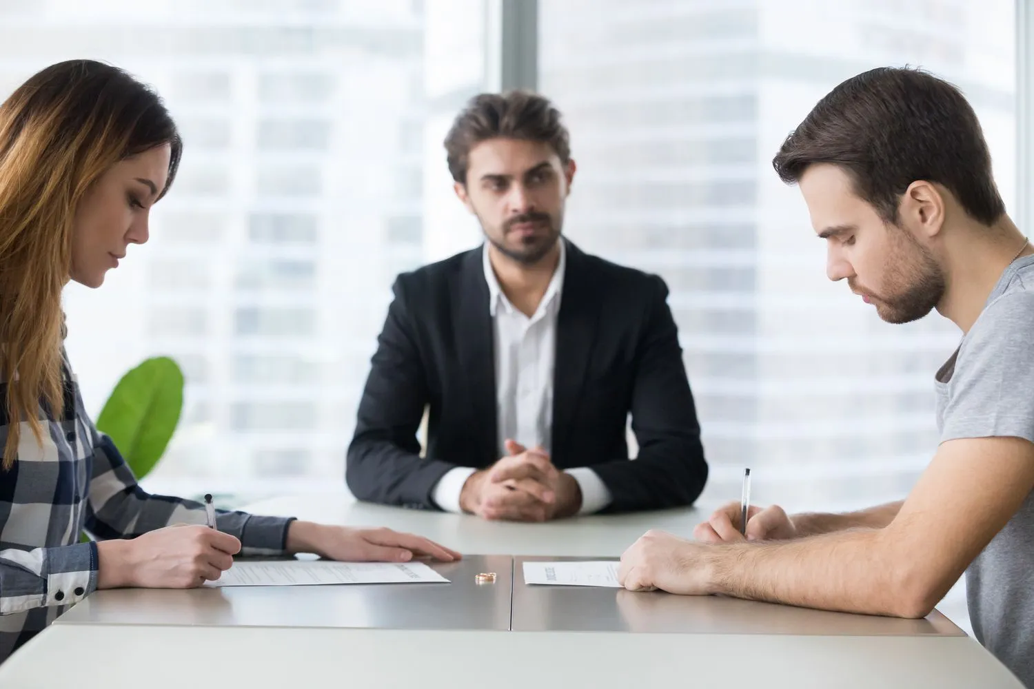 How EH Mediation Guides Couples Toward Fair and Balanced Outcomes Bridport